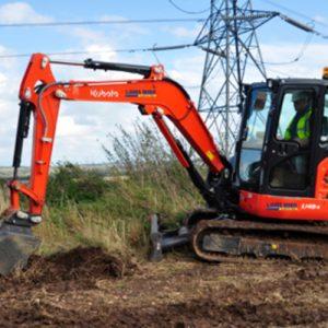 5 Ton Mini Digger - Available for Hire Now with Bucket / Rockbreaker